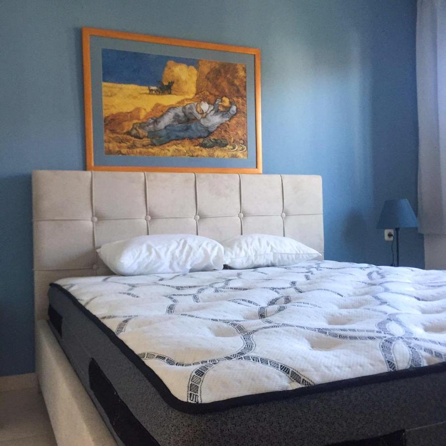 Dora'S House Comfortable Apartment With A Yard And View Pyrgadikia Exteriör bild