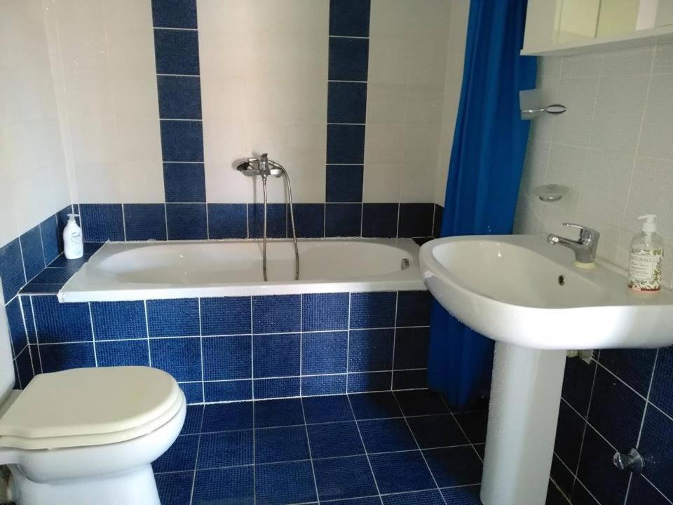 Dora'S House Comfortable Apartment With A Yard And View Pyrgadikia Exteriör bild